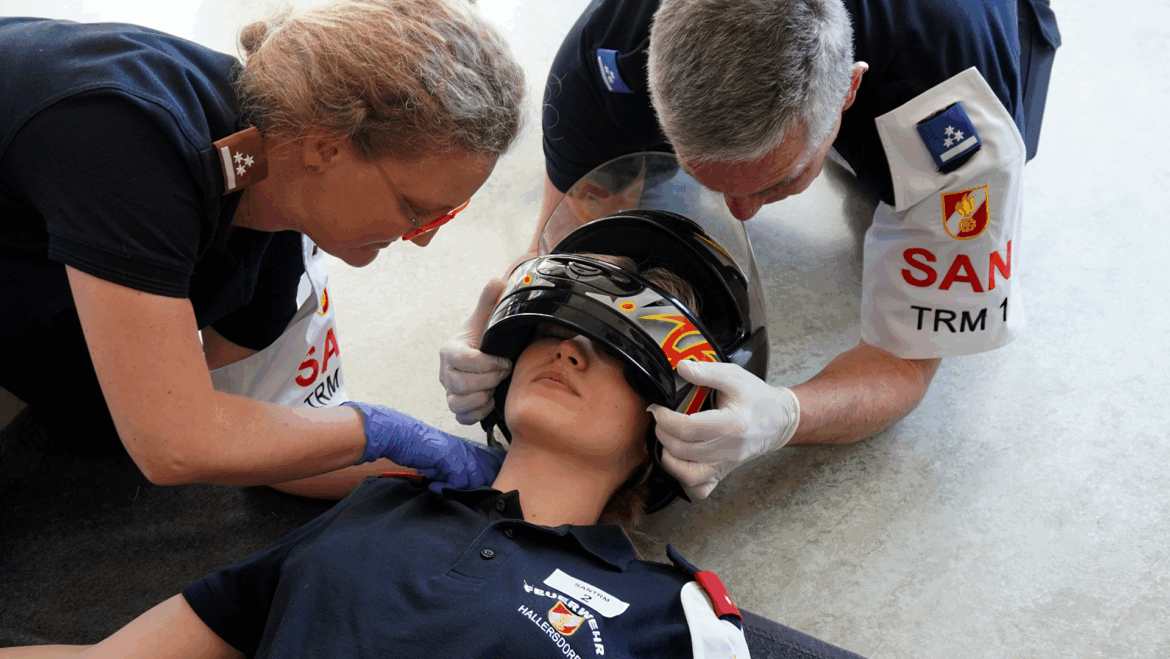 SANITÄTSLEISTUNGSPRÜFUNG