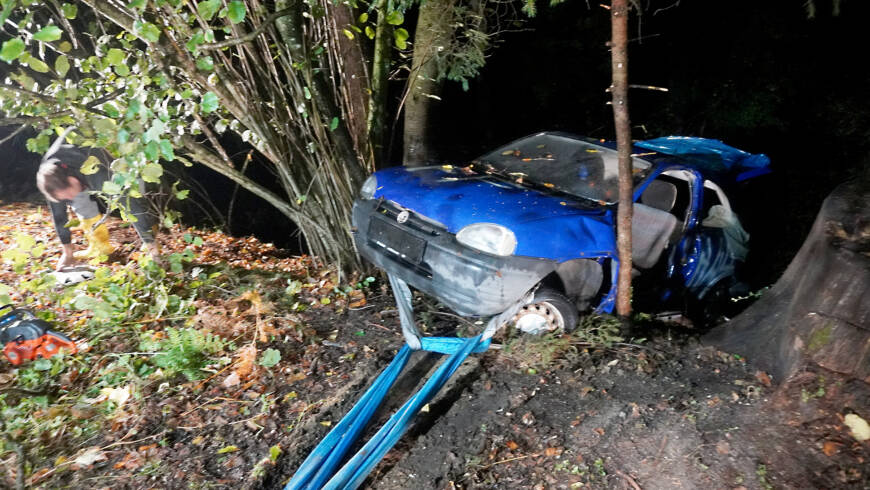 UNFALL AUF FORSTSTRASSE